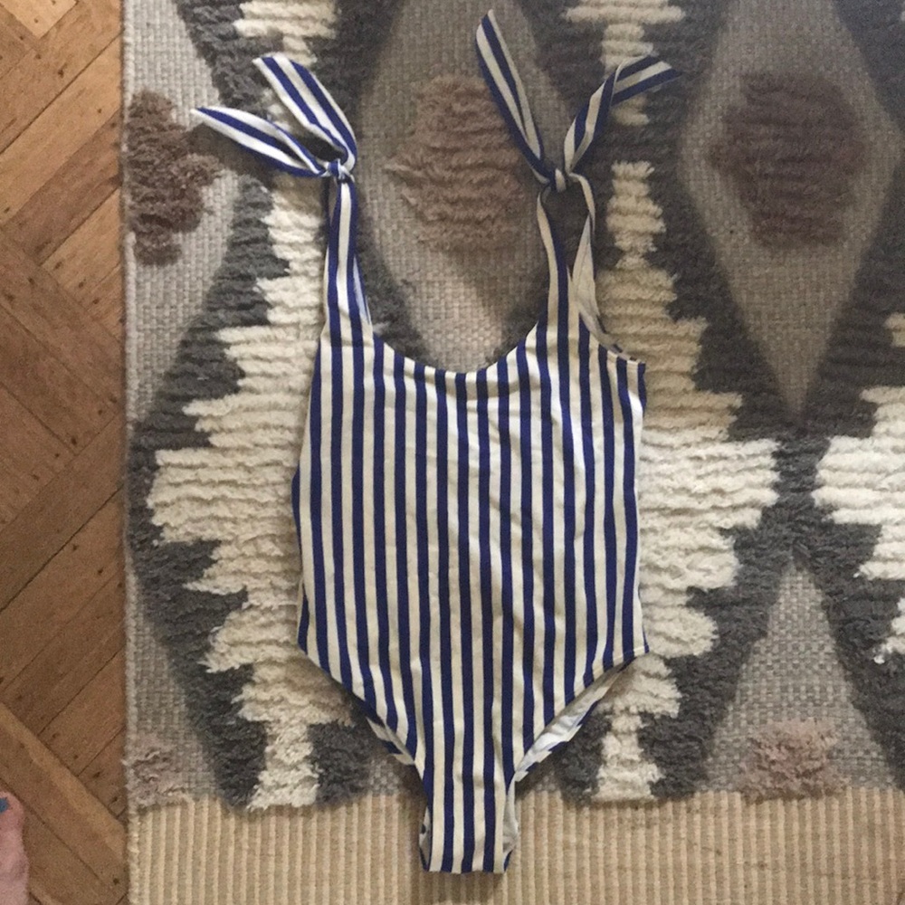 & Other Stories Blue White Shoulder Tie Swim 6